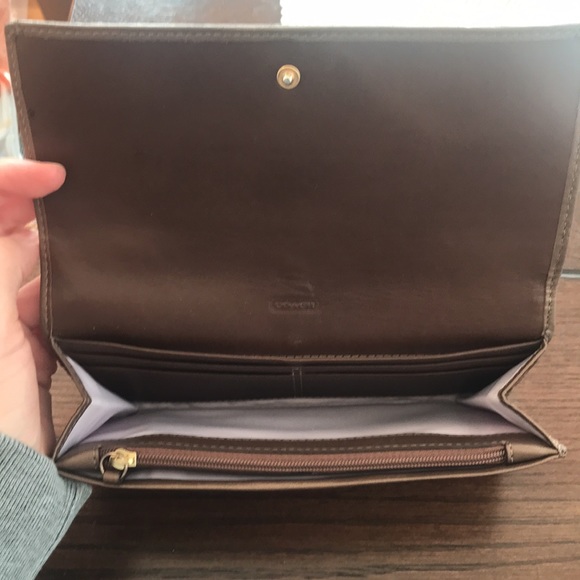 Coach Wallet - Picture 4 of 8